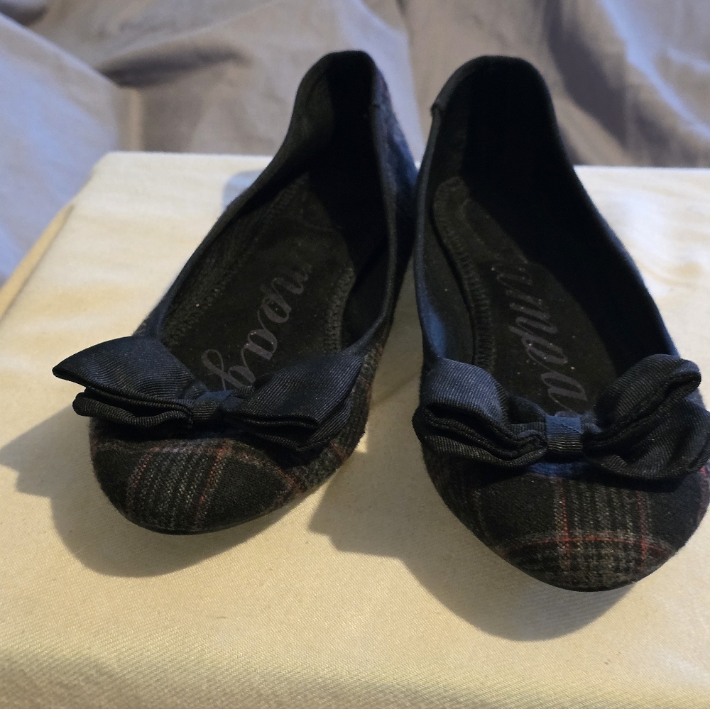 Rampage Black Plaid Bow Flats